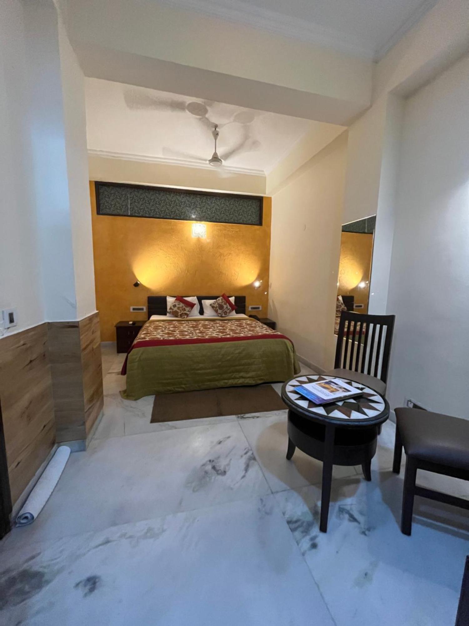 Treehouse Narmade A Riverfront Resort & Spa Narmadapuram Hoshangabad Екстериор снимка