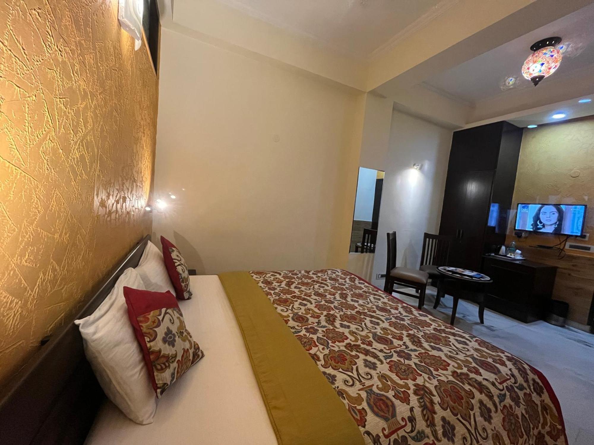 Treehouse Narmade A Riverfront Resort & Spa Narmadapuram Hoshangabad Екстериор снимка