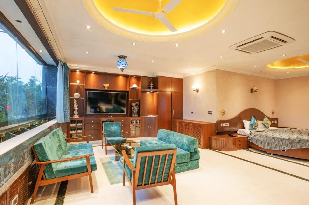 Treehouse Narmade A Riverfront Resort & Spa Narmadapuram Hoshangabad Екстериор снимка