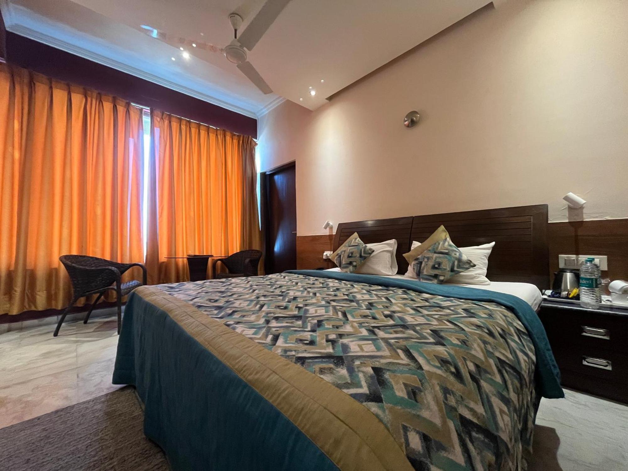 Treehouse Narmade A Riverfront Resort & Spa Narmadapuram Hoshangabad Екстериор снимка