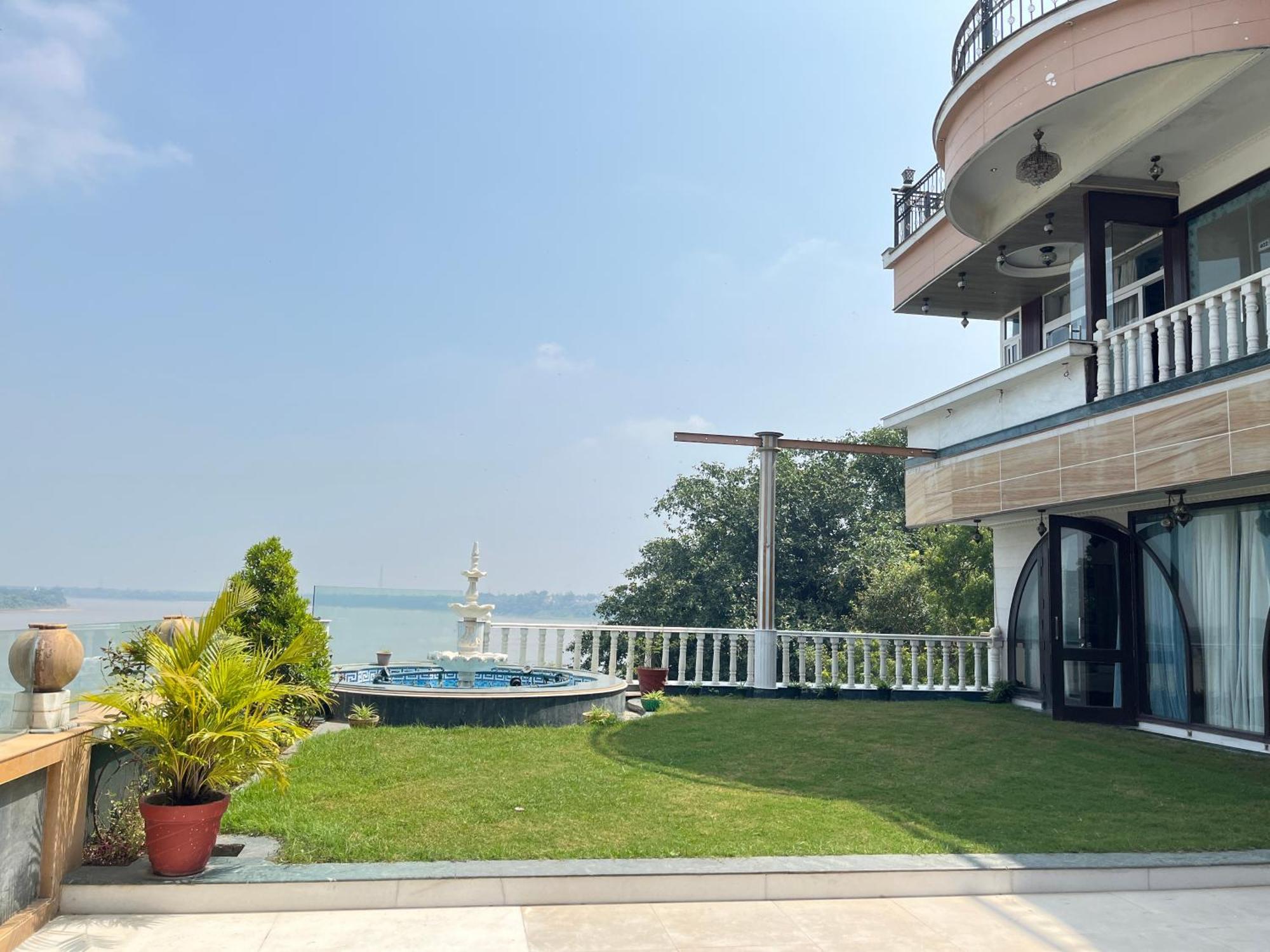Treehouse Narmade A Riverfront Resort & Spa Narmadapuram Hoshangabad Екстериор снимка